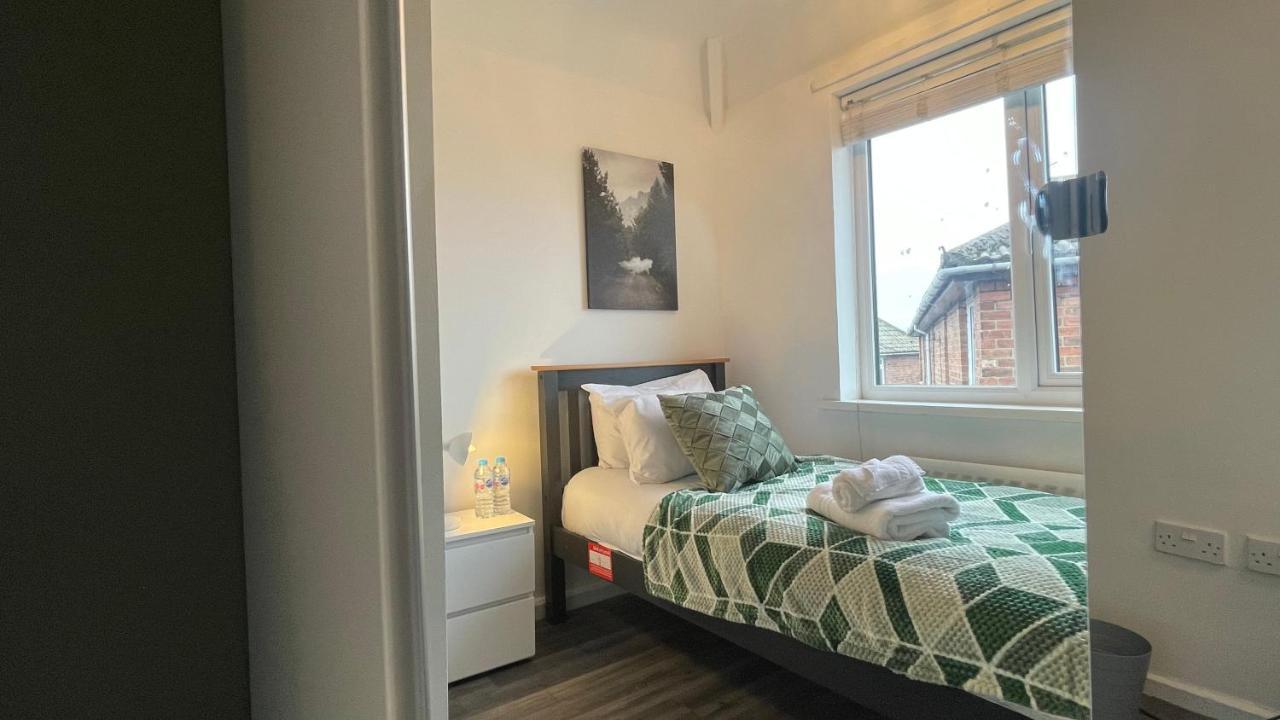 Fully Serviced Three Bed House In Durham Zewnętrze zdjęcie